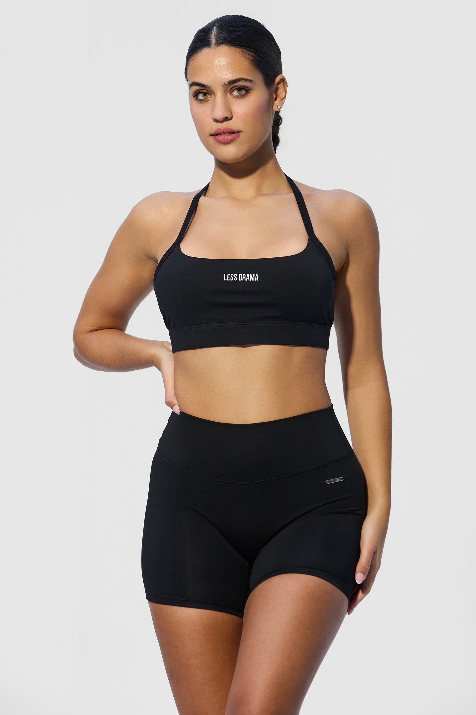 She Pretty Sports Bra - Black