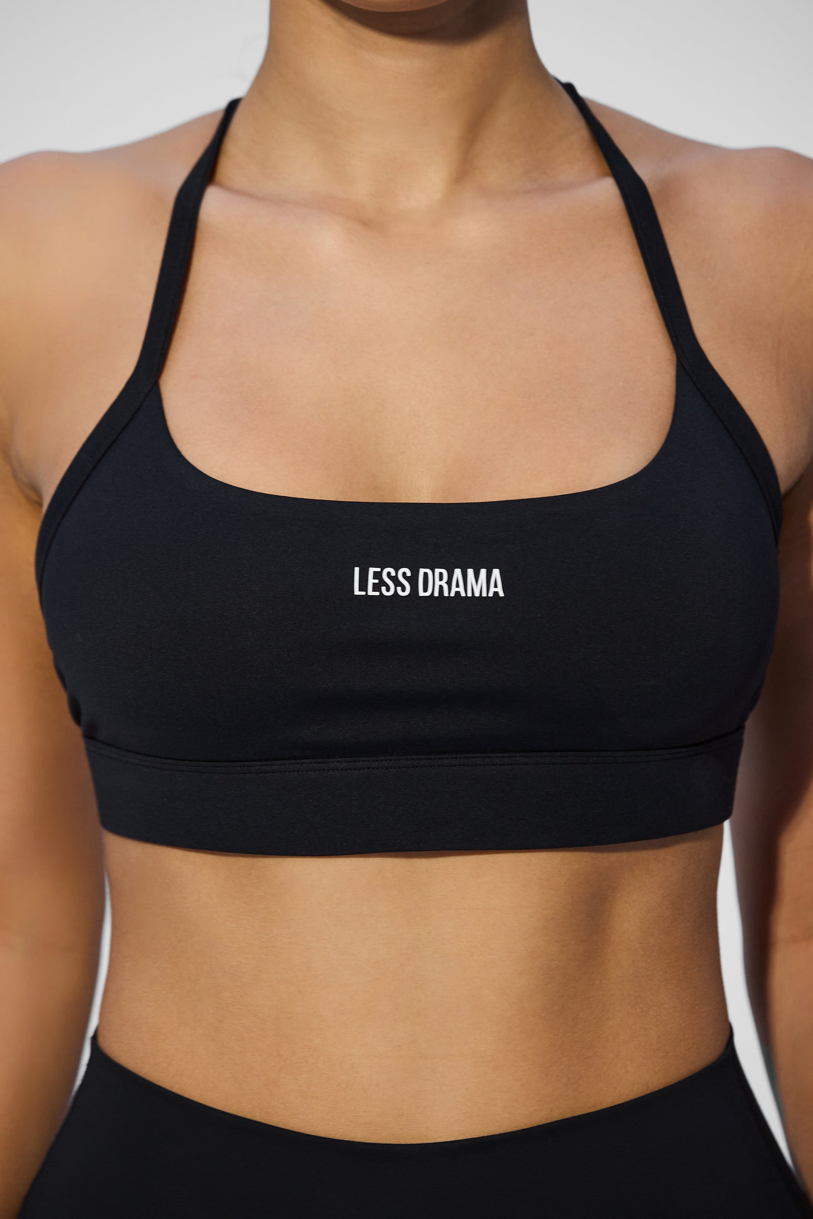 She Pretty Sports Bra - Black